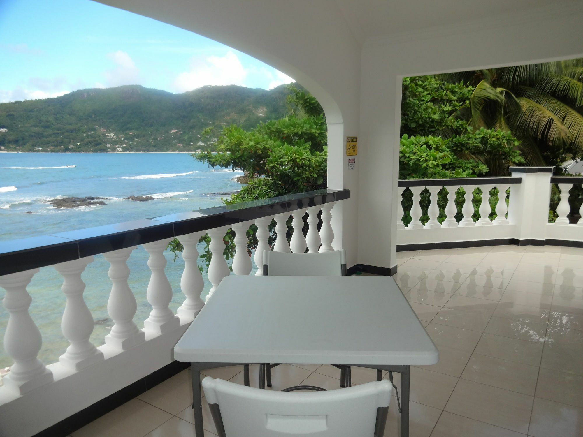 The Drake Seaside Apartment Beau Vallon  Exteriör bild