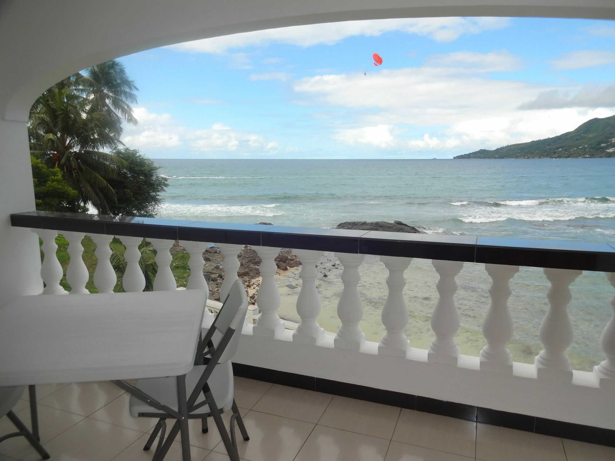 The Drake Seaside Apartment Beau Vallon  Exteriör bild